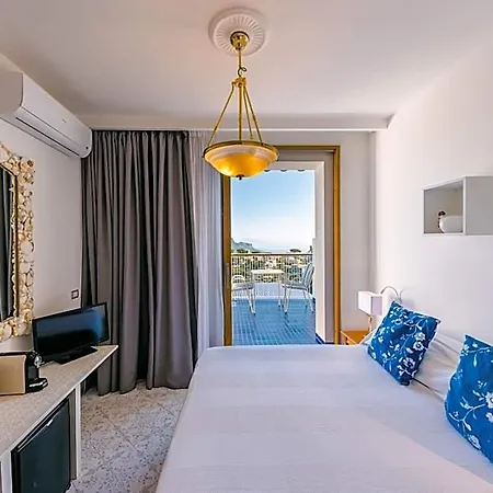 Hotel Zi'ntonio 3*
